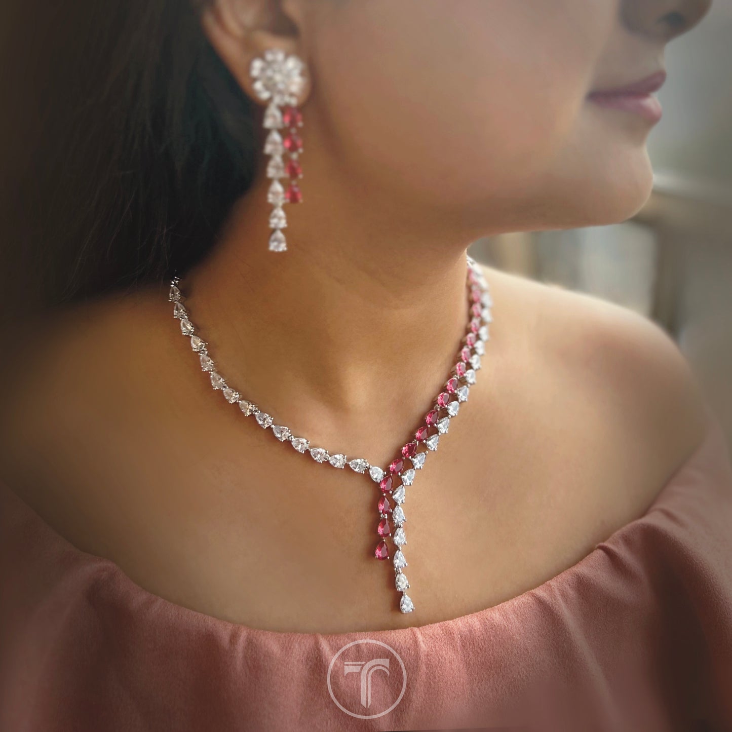 The Miretta Necklace Set