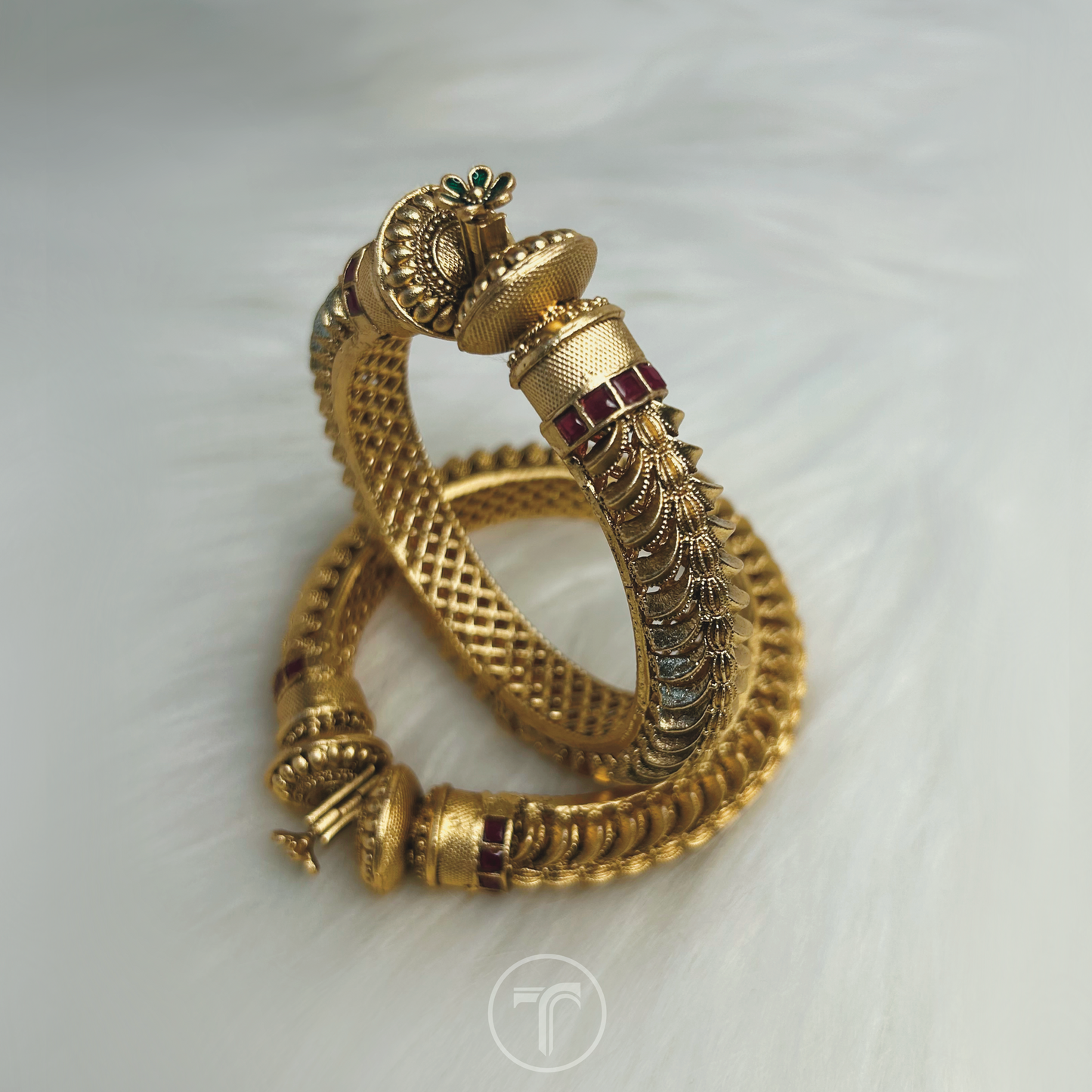 The Ruhani Kada Bangle