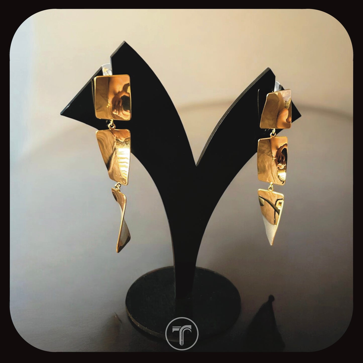 The Shirley Dangler Earrings