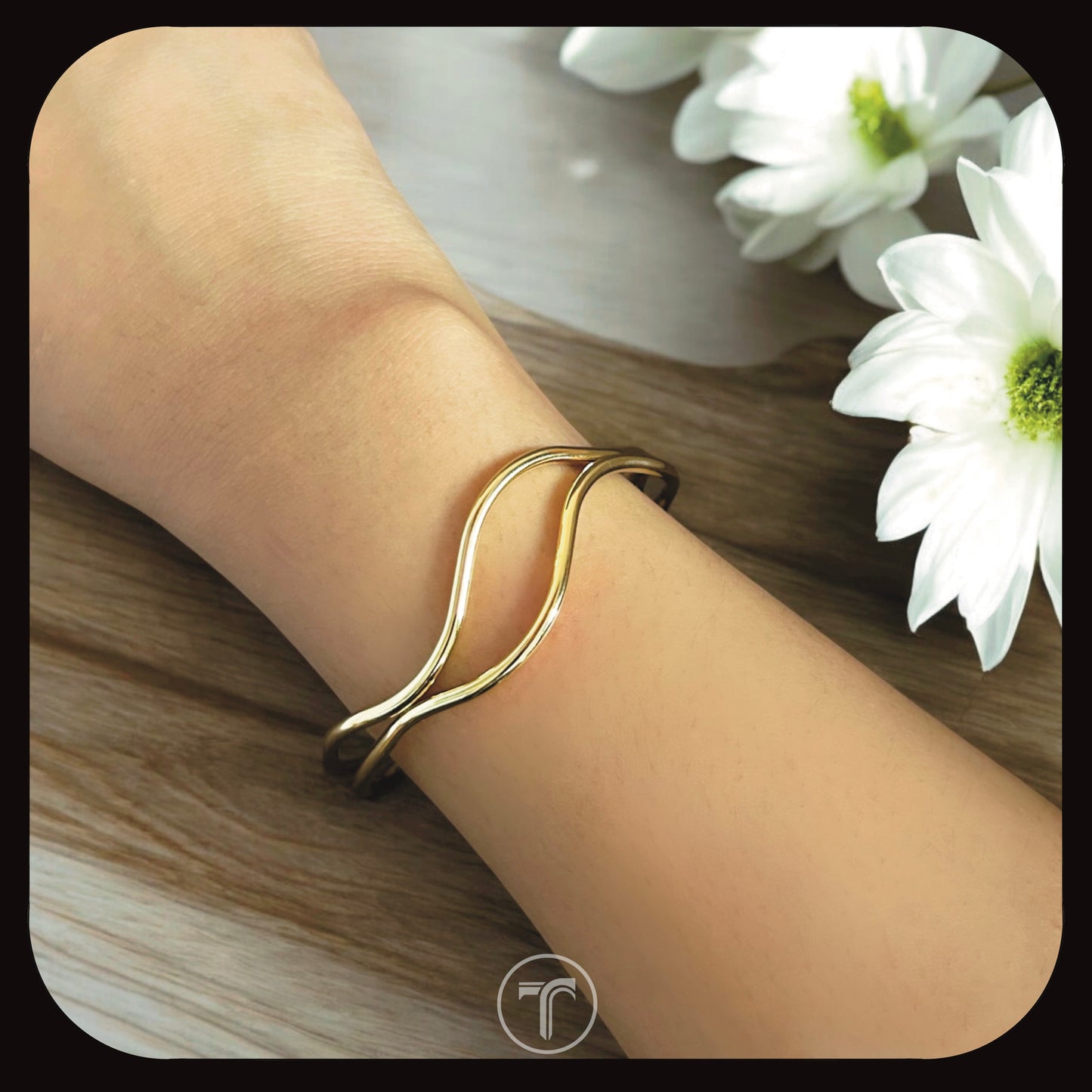 The Cascade Bangle