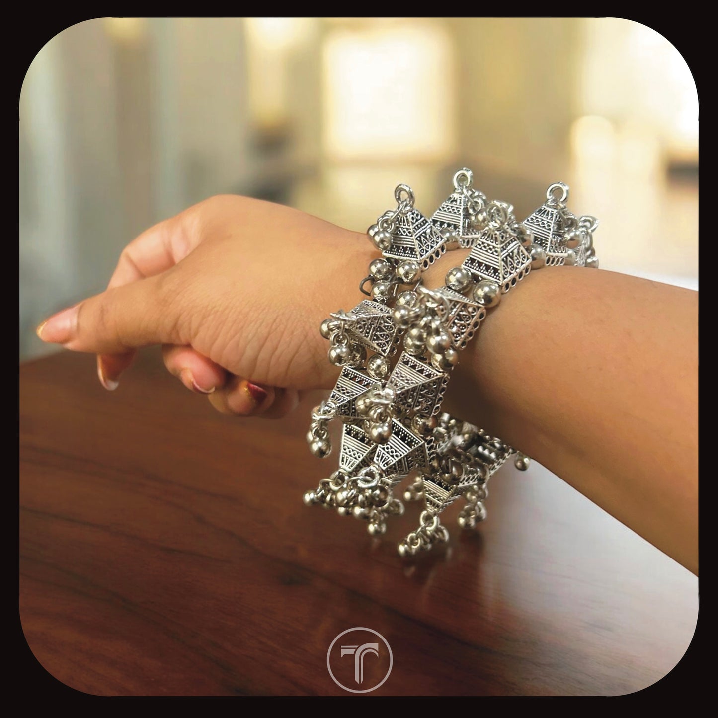 The Sutra Round Bangle