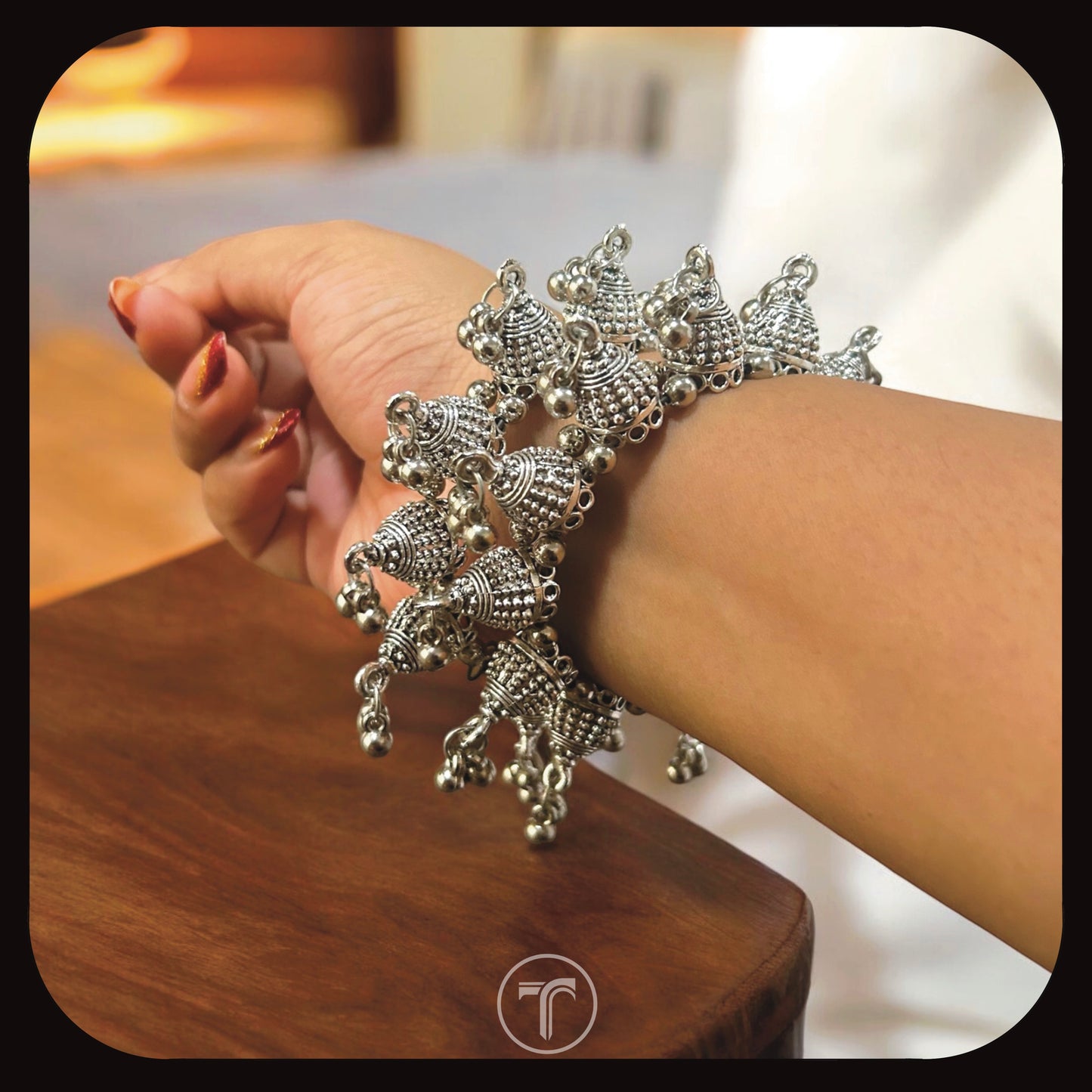 The Surana Round Bangle