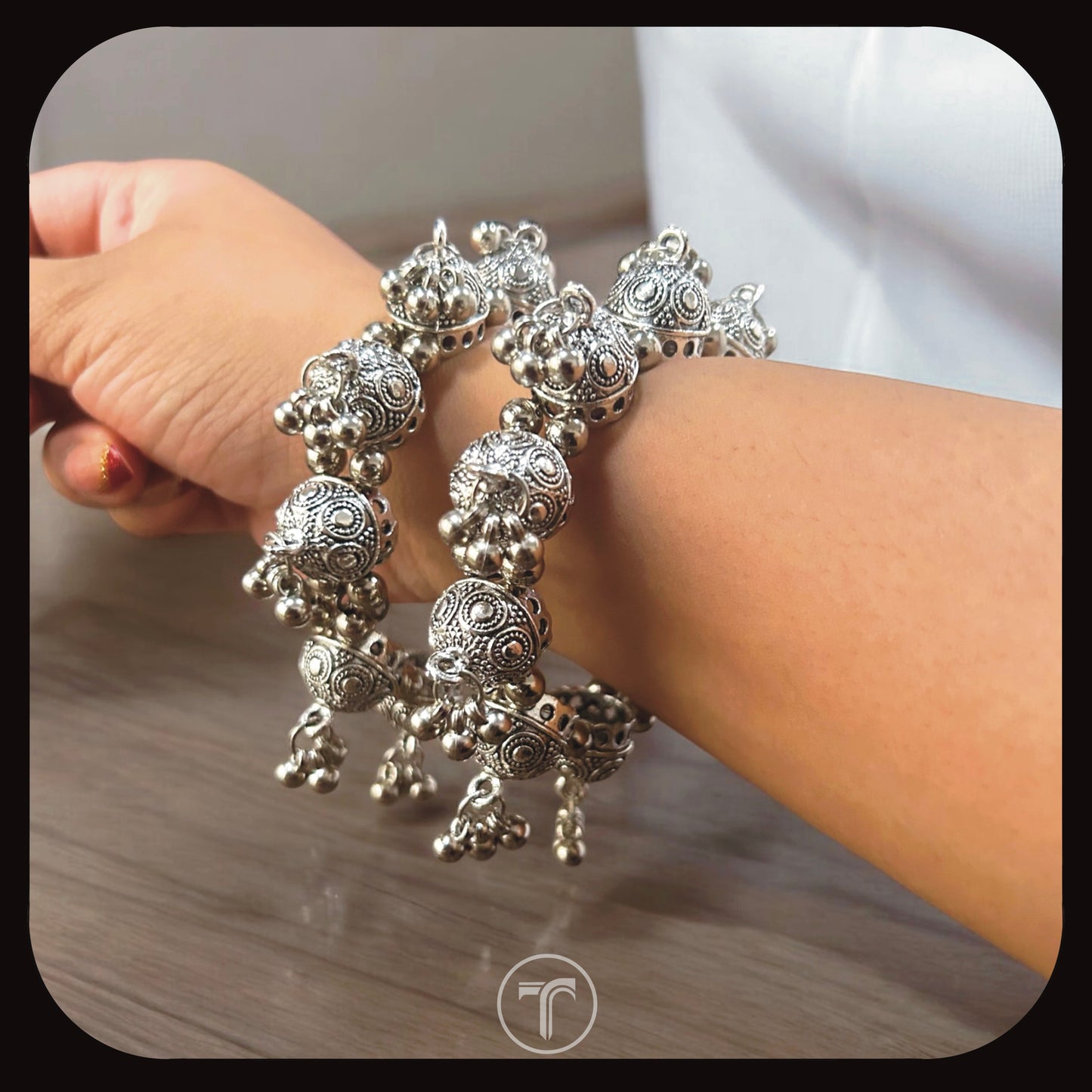 The Nirvana Round Bangle