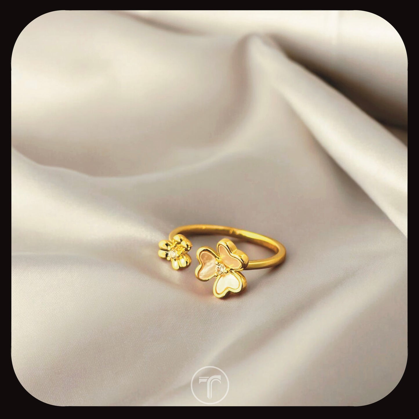 The Mother of Pearl Flower Ring