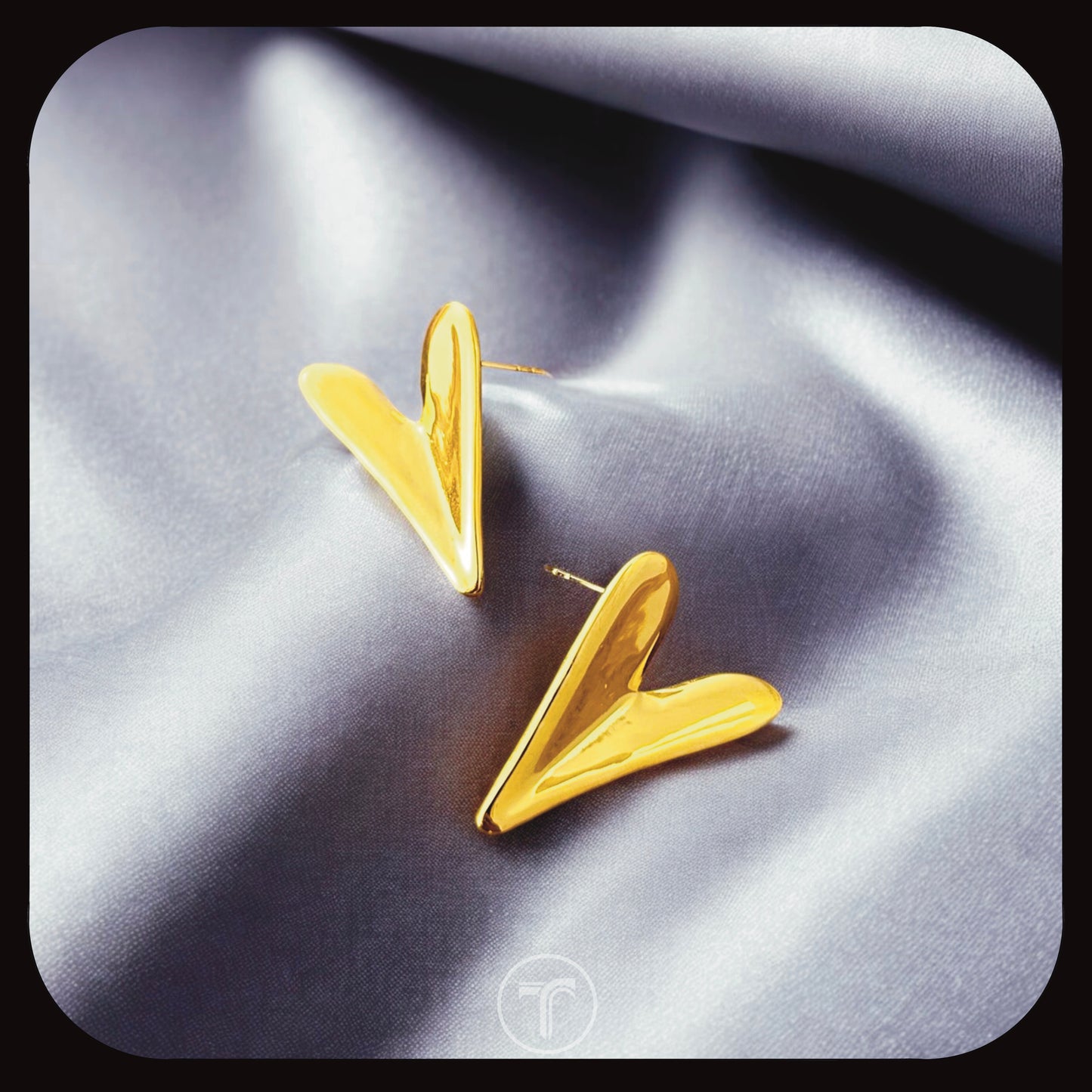 The Amore Stud Earrings
