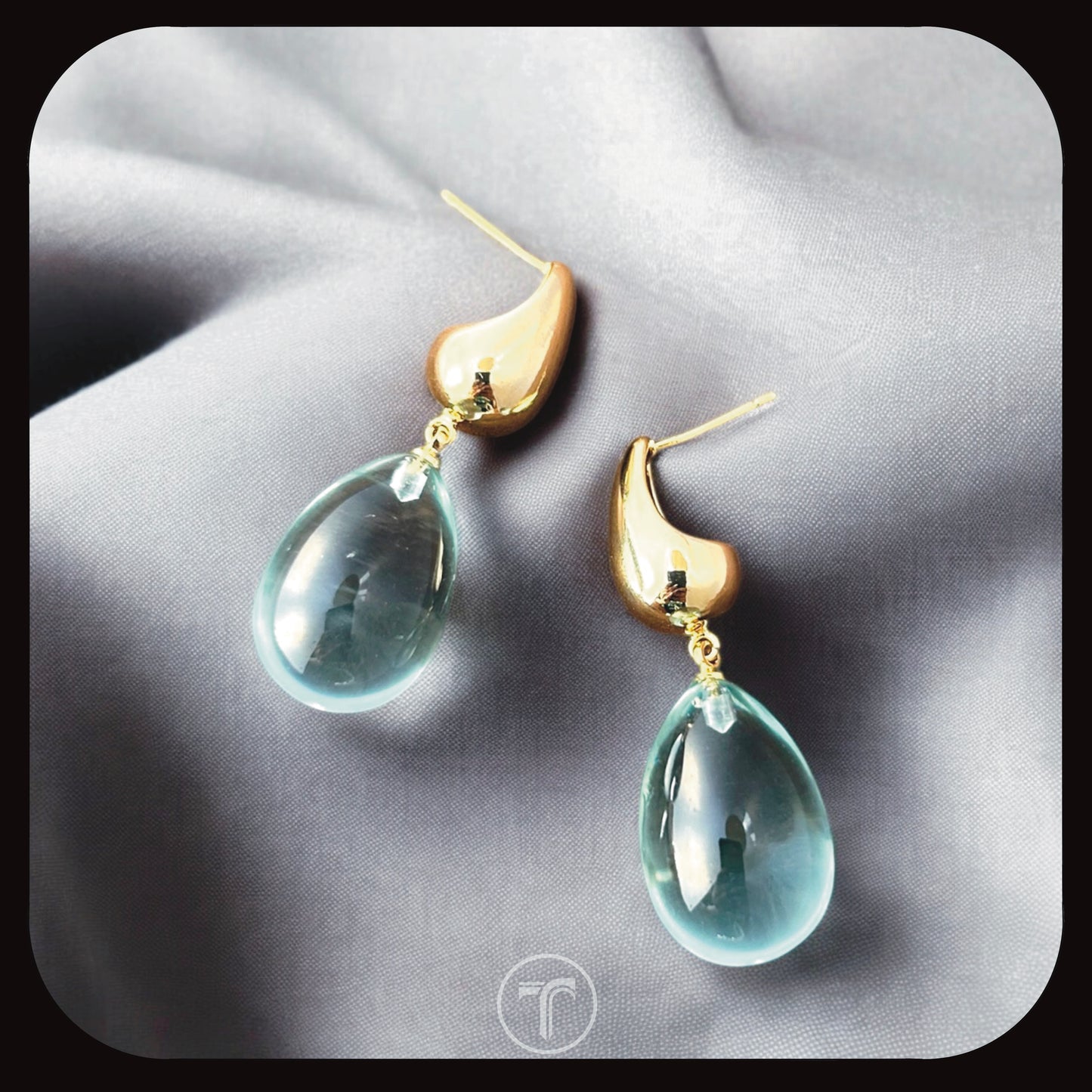 The Dew Drop Dangler Earrings