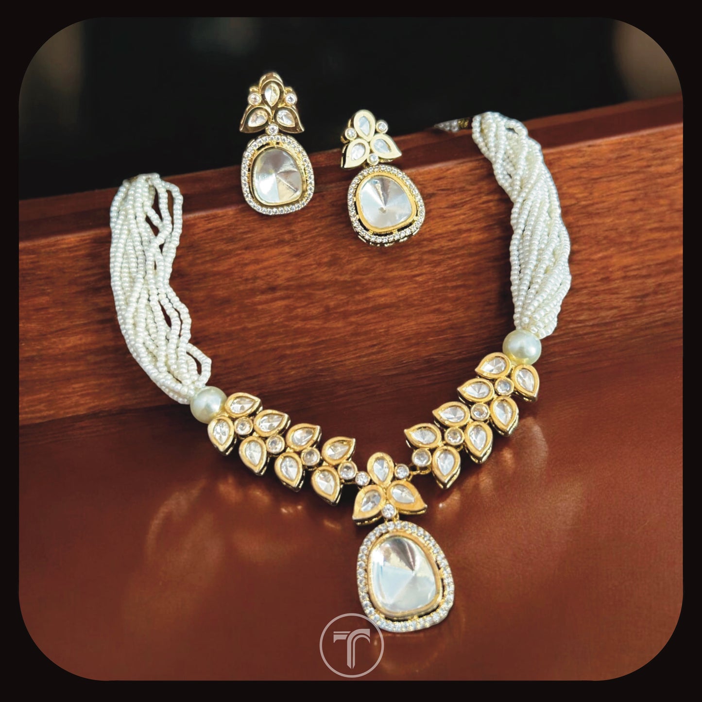 The Sashika Necklace Set