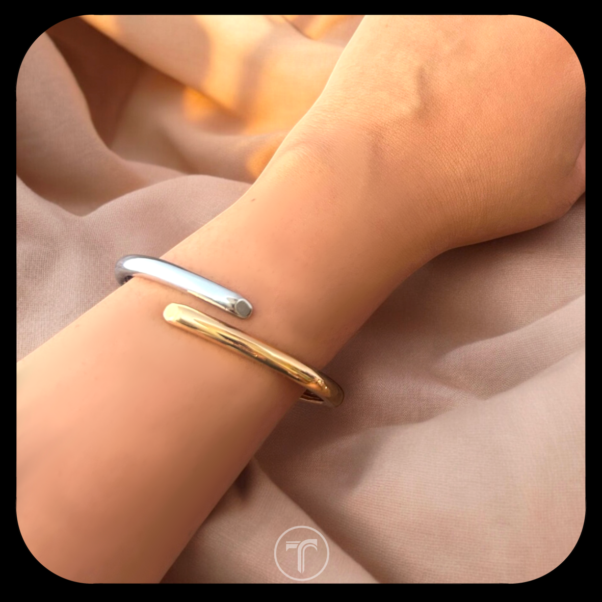 The Amila Dual Color Cuff Bangle