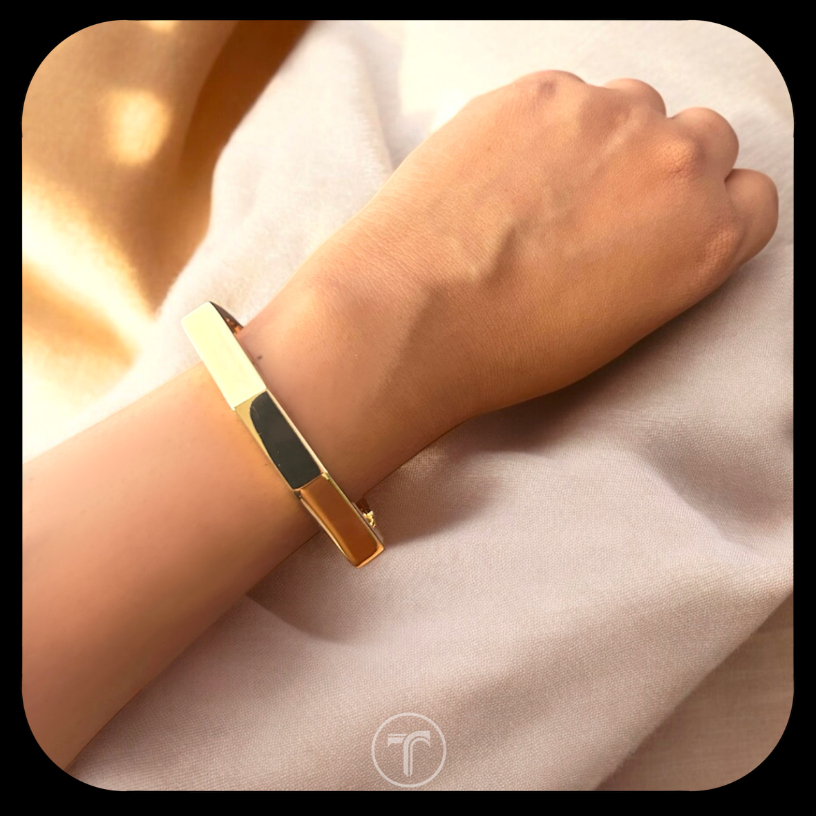 The Octagonal Cuff Bangle ( 01 Qty)