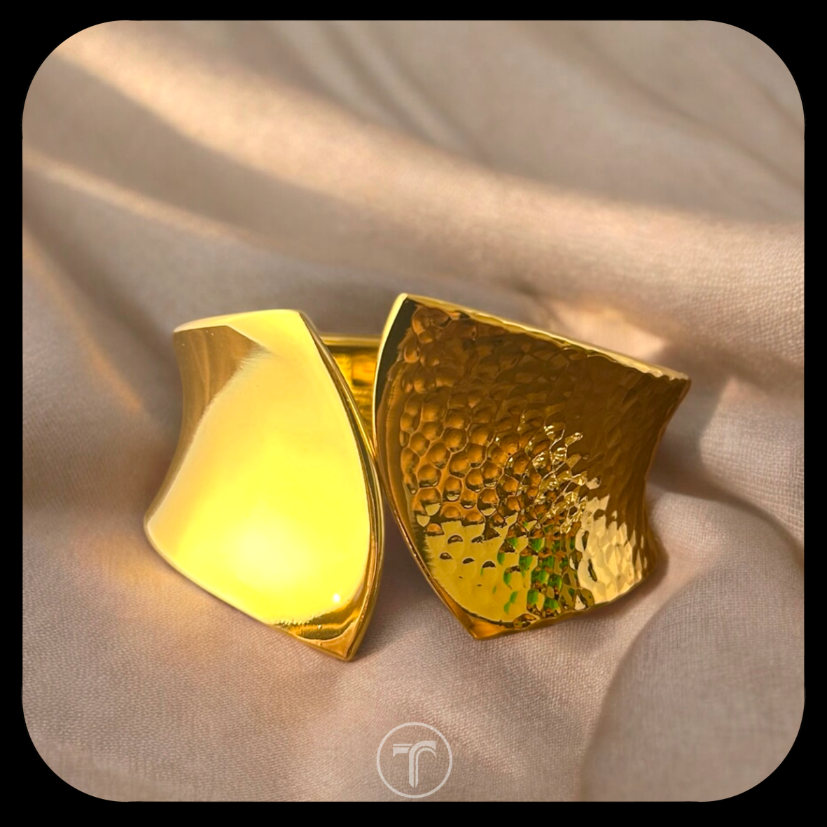 The Sally Cuff Bangle
