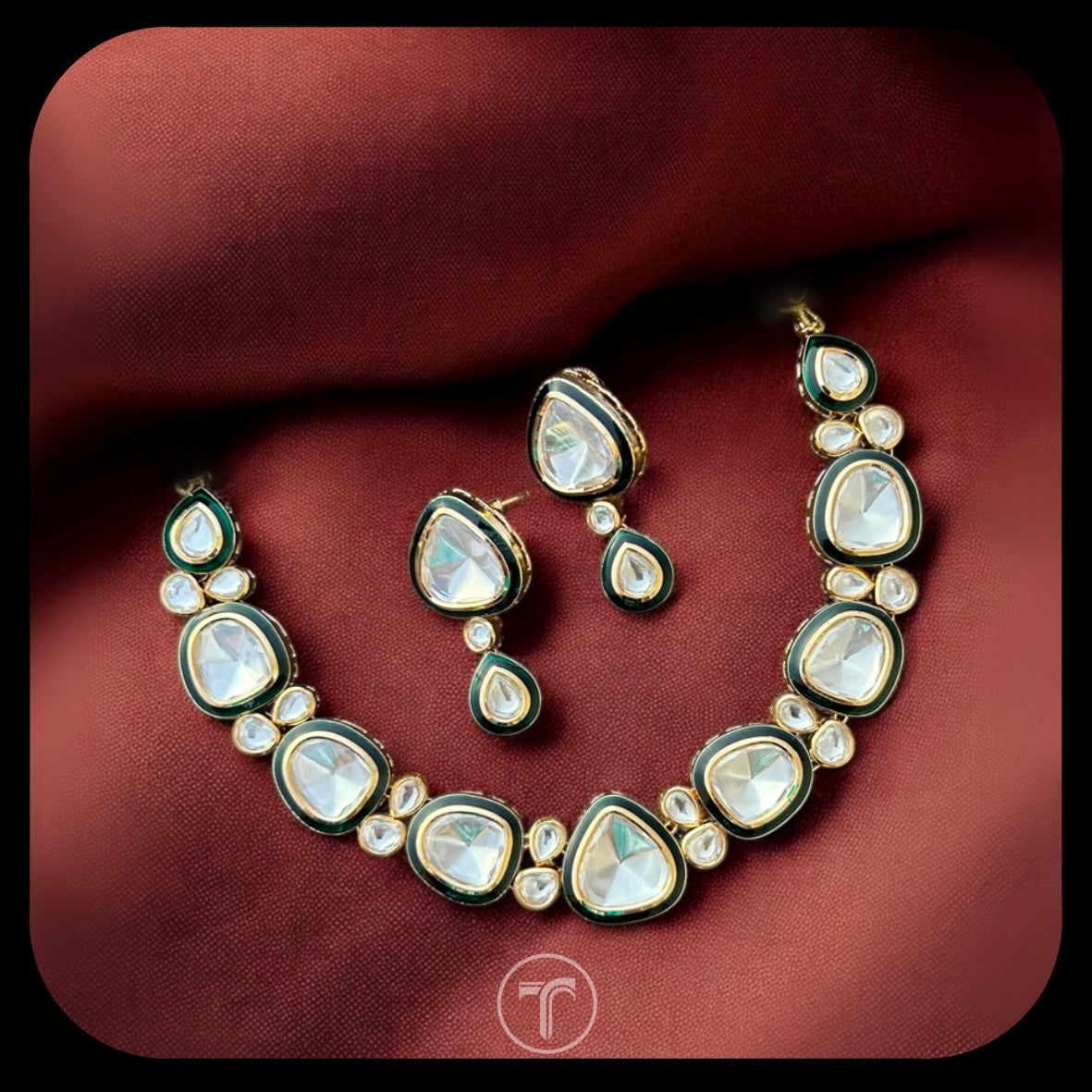 The Pavita Necklace Set