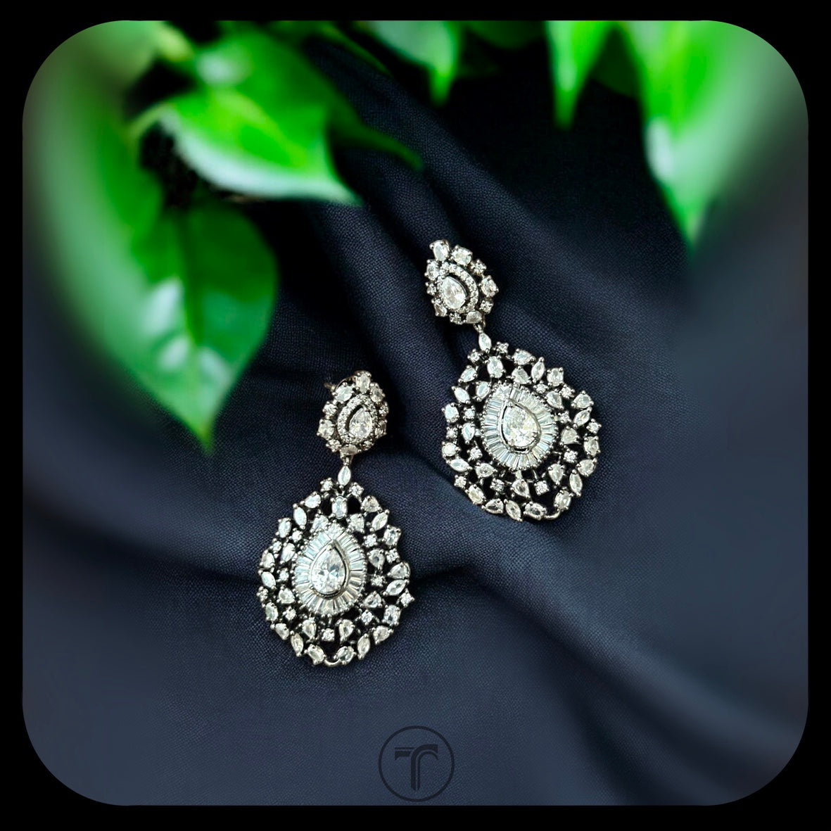 The Shiraya Dangler Earrings