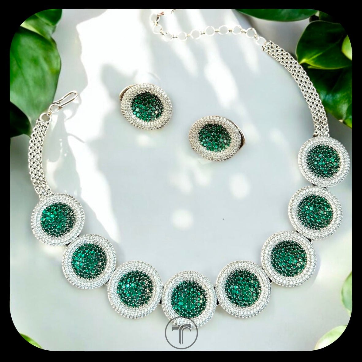The Emeira Necklace Set