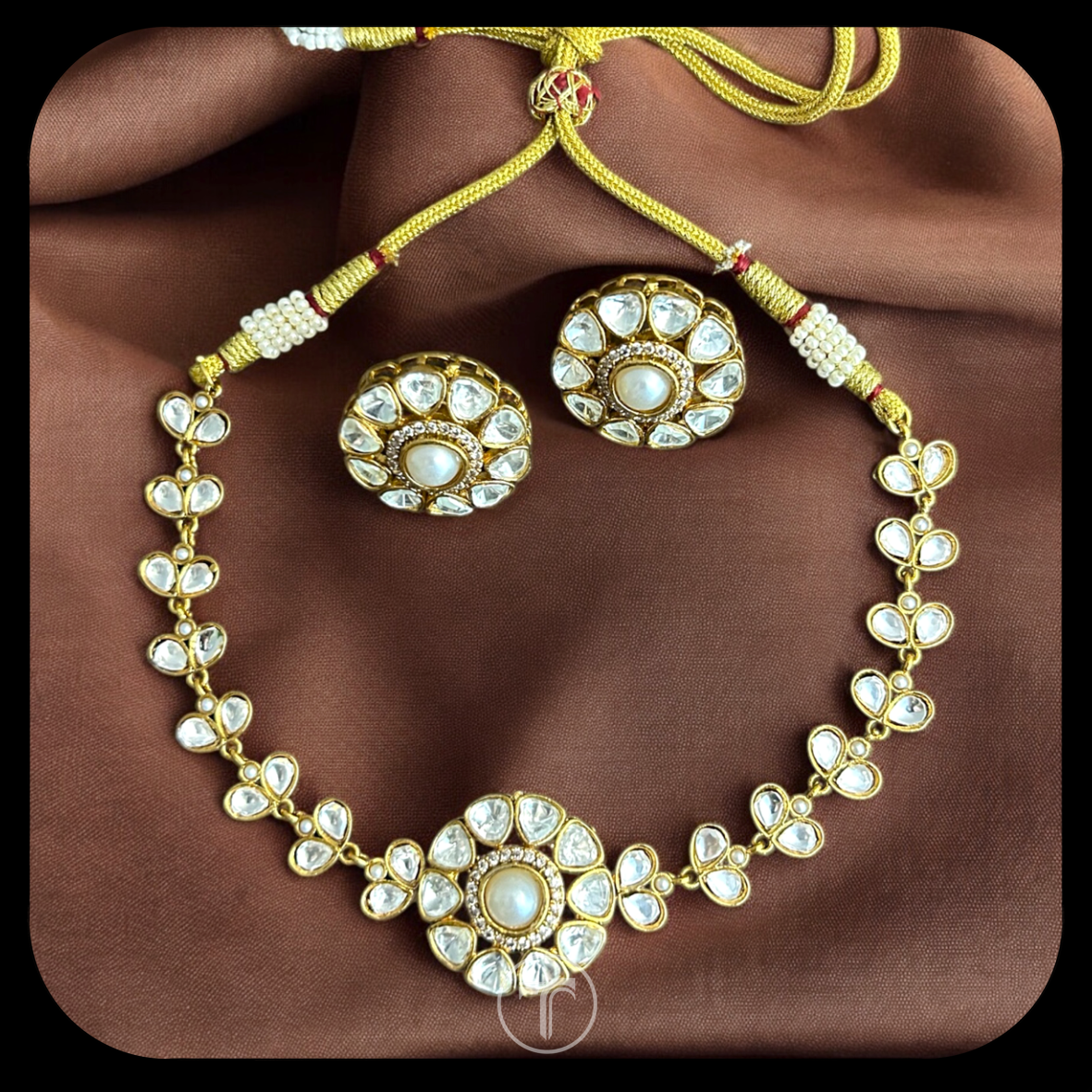 The Nyoki Necklace Set
