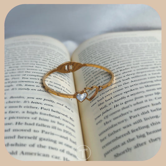 The Couple Heart Bangle