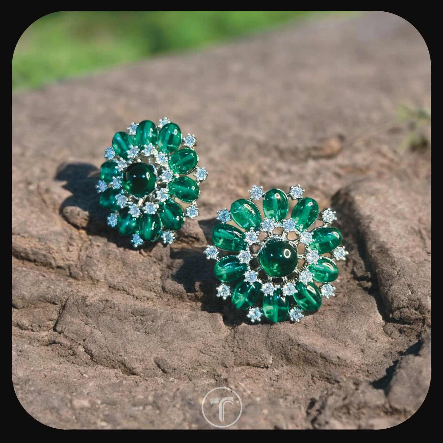 The Axelle Stud Earrings