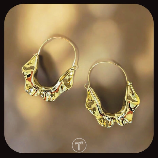 The Zyla Hoop Earrings