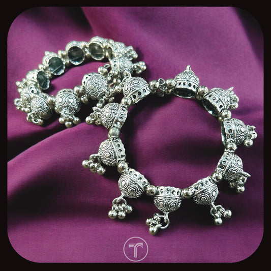 The Nirvana Round Bangle