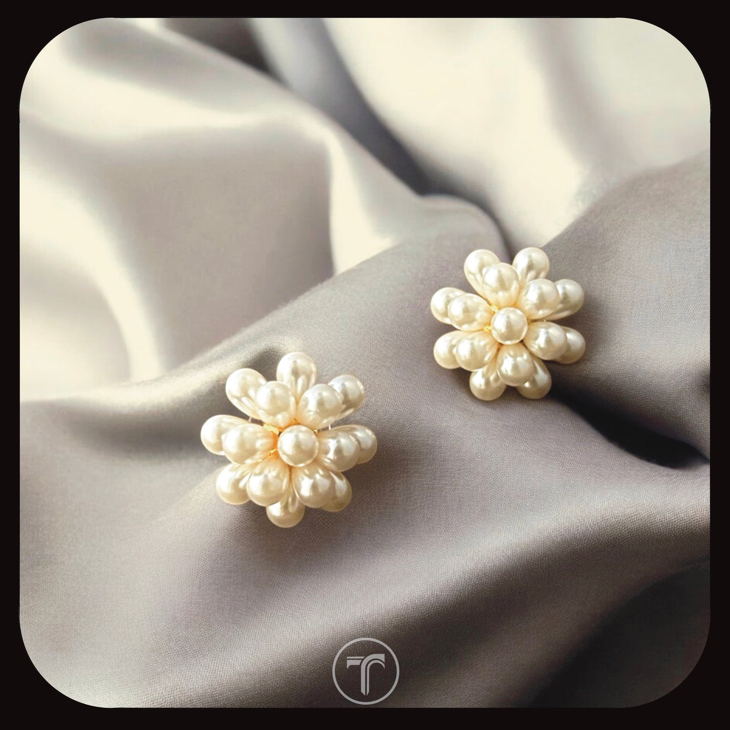The La Pearl Ear Studs