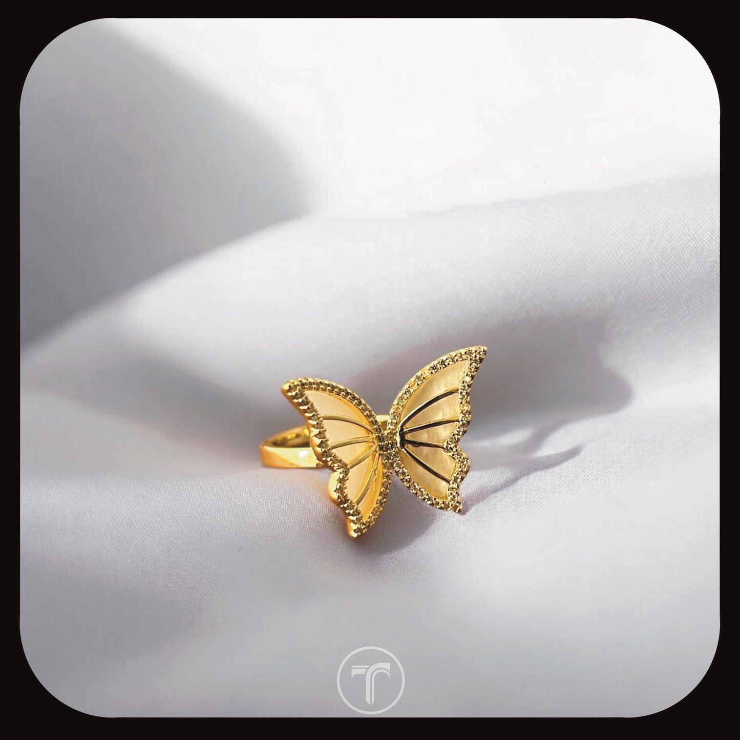 The Lumi Butterfly Ring