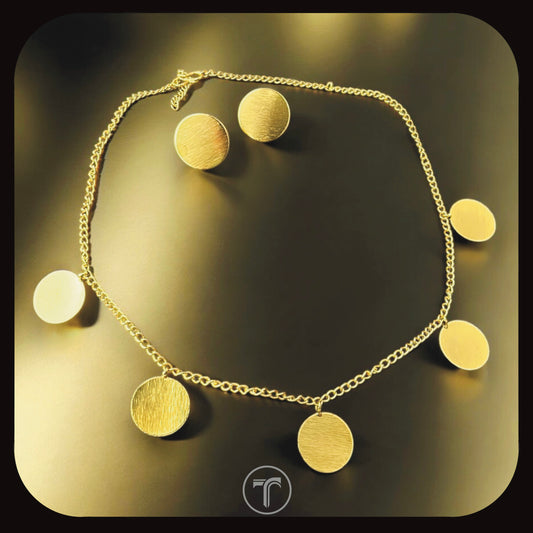 The Liova Necklace Set