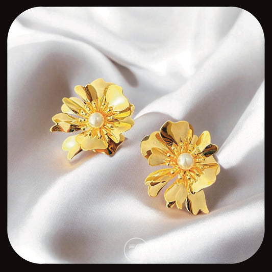 The Liraya Ear Studs