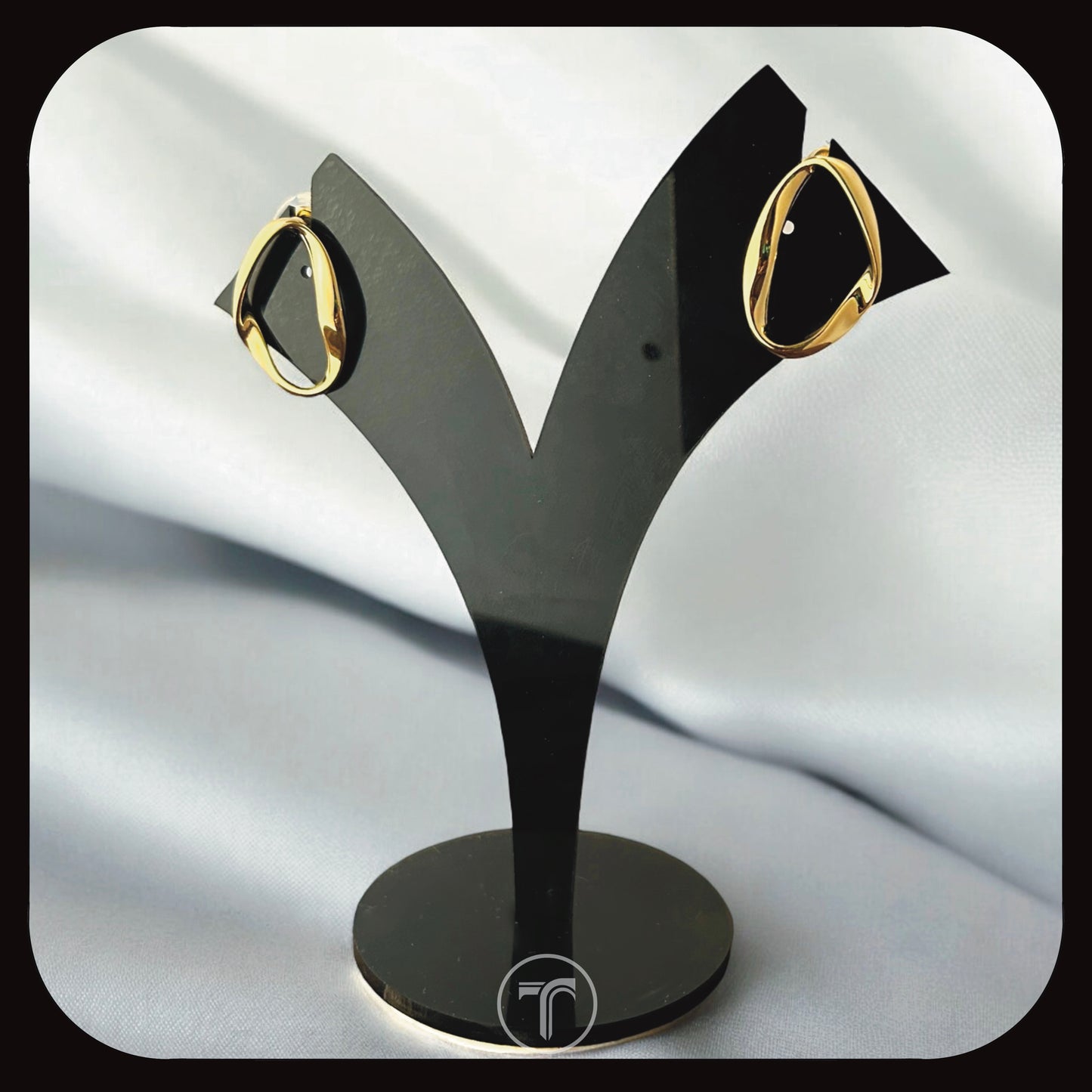 The Holden Loop Ear Studs