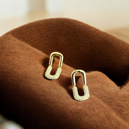 The Devina Dangler Earrinngs