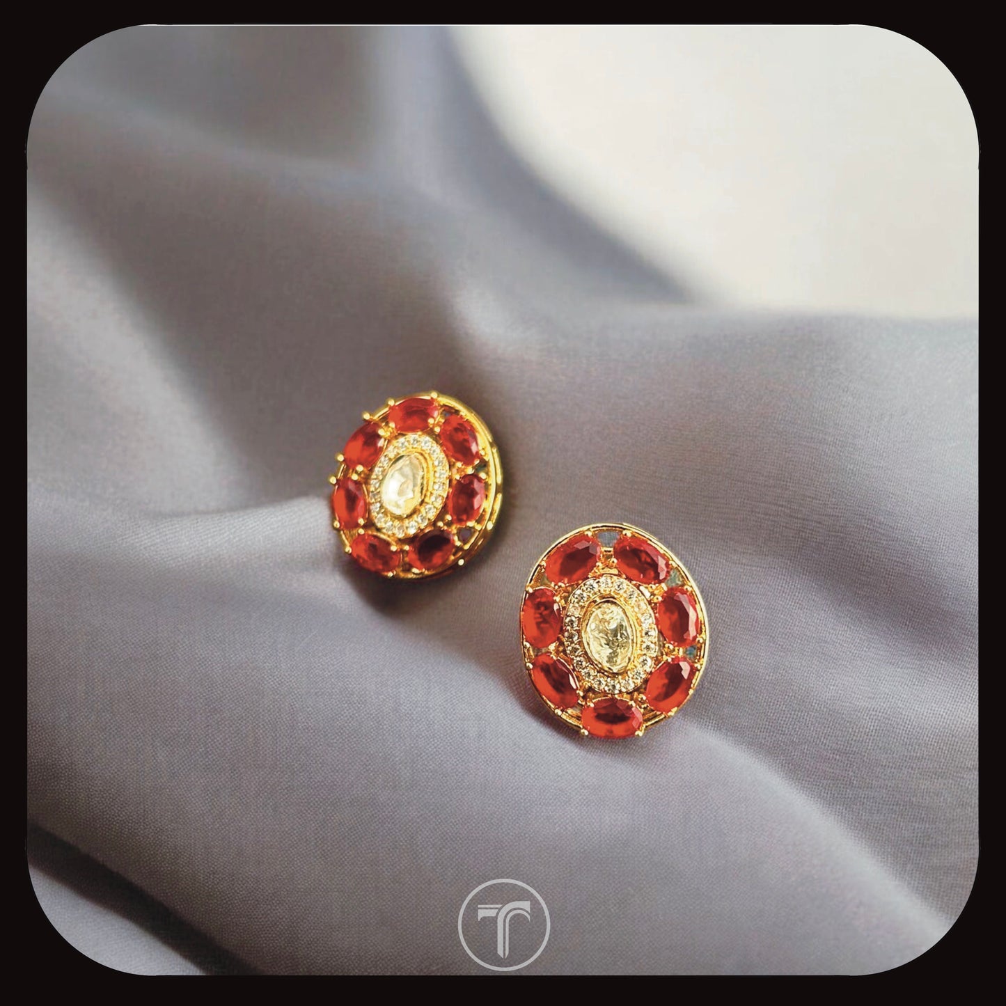 The Paulomi Ear Studs