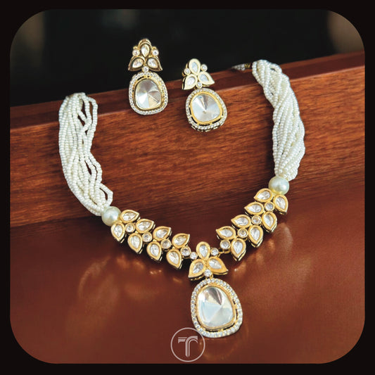 The Sashika Necklace Set