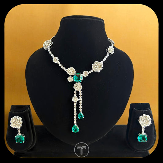 The Roseatte Necklace Set