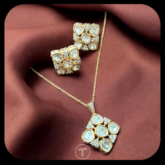 The Bhumi Pendant Set - with chain