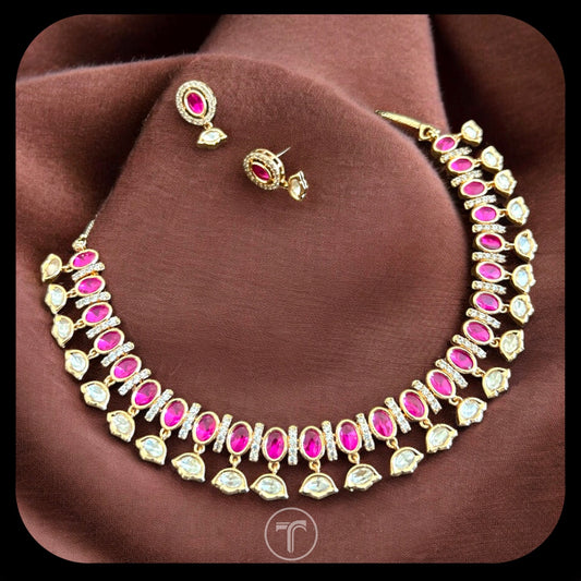 The Paromi Necklace Set