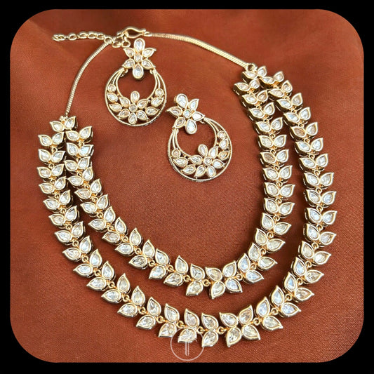 The Simaya Necklace Set