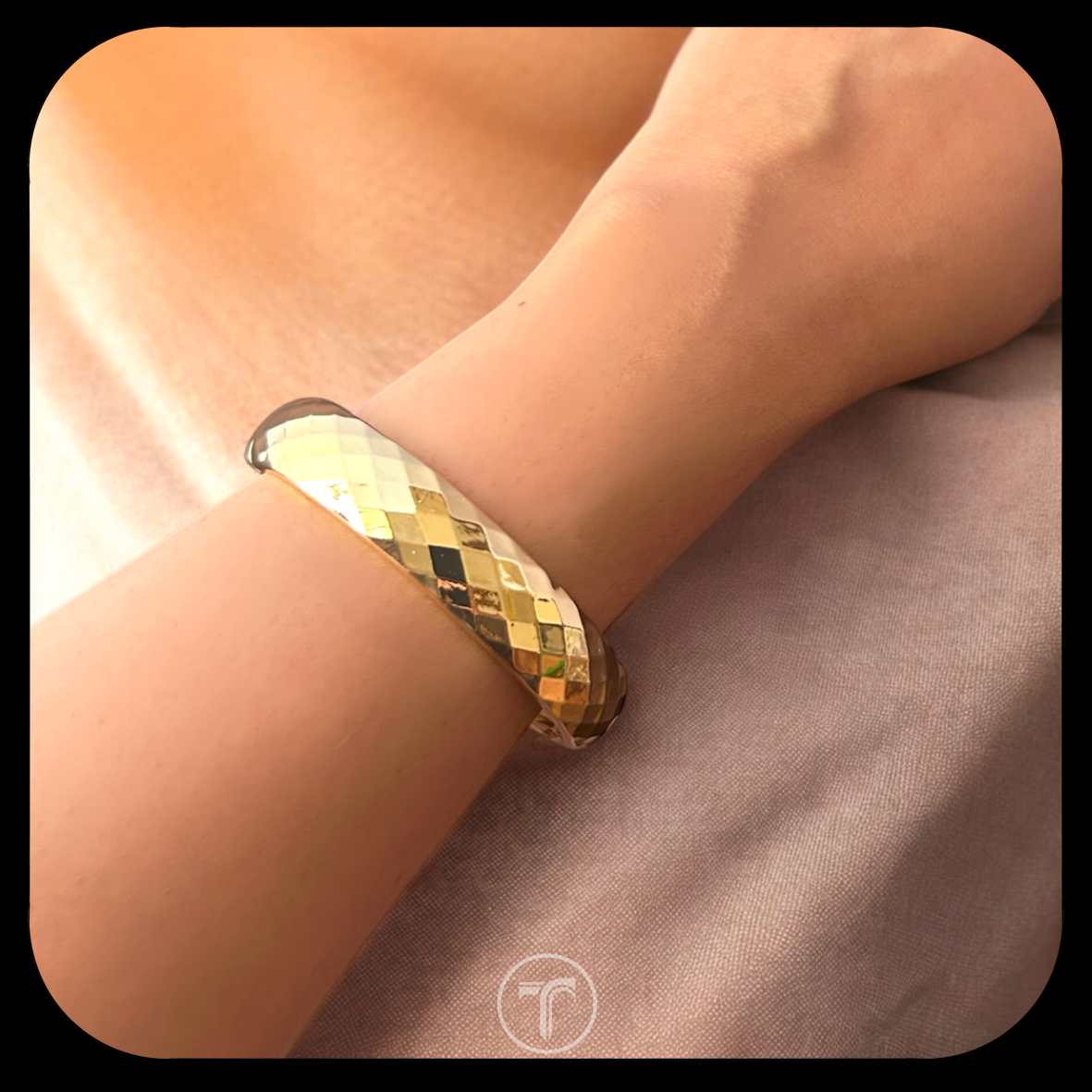 The Checkered Cuff Bangle (Thin)