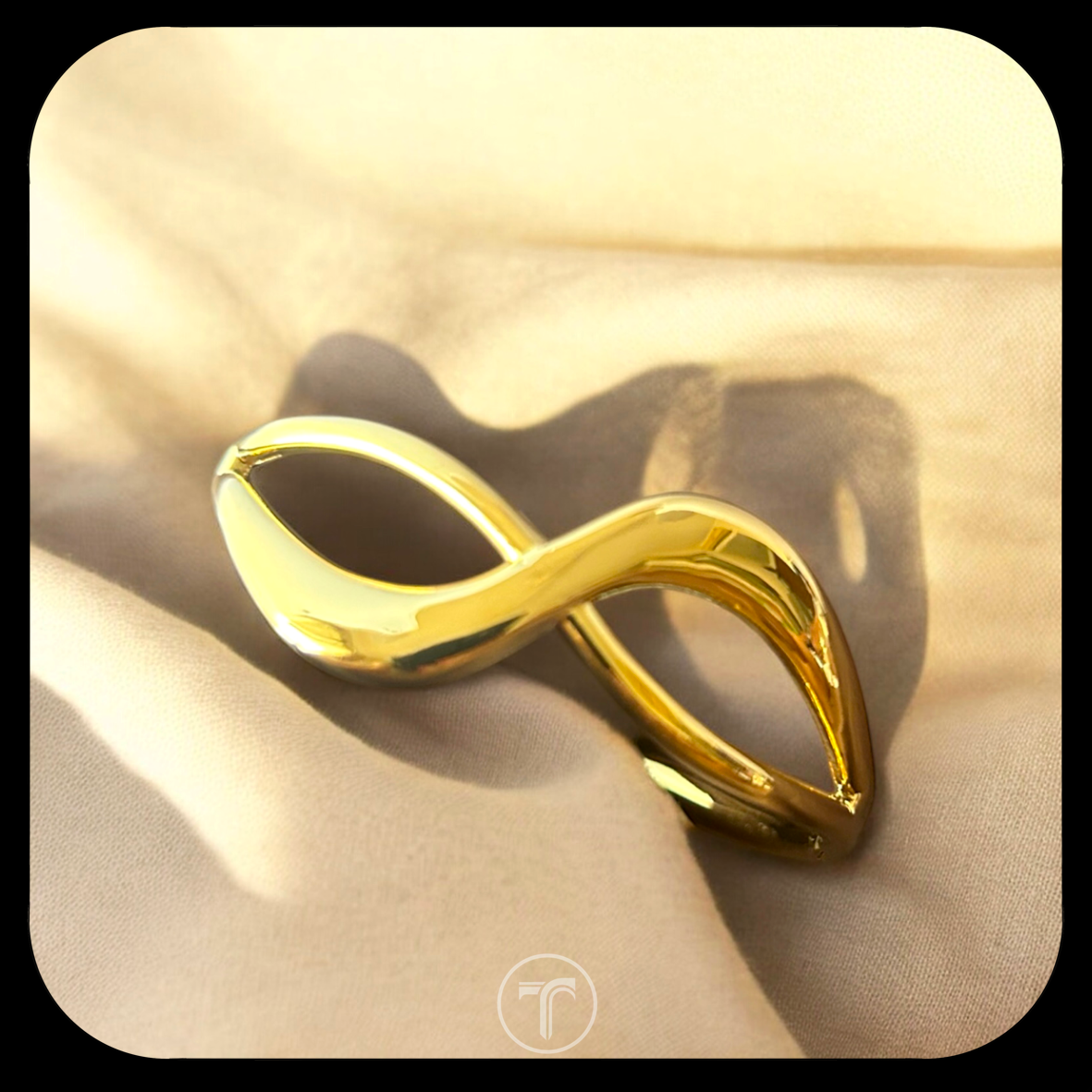 The Eternity Cuff Bangle