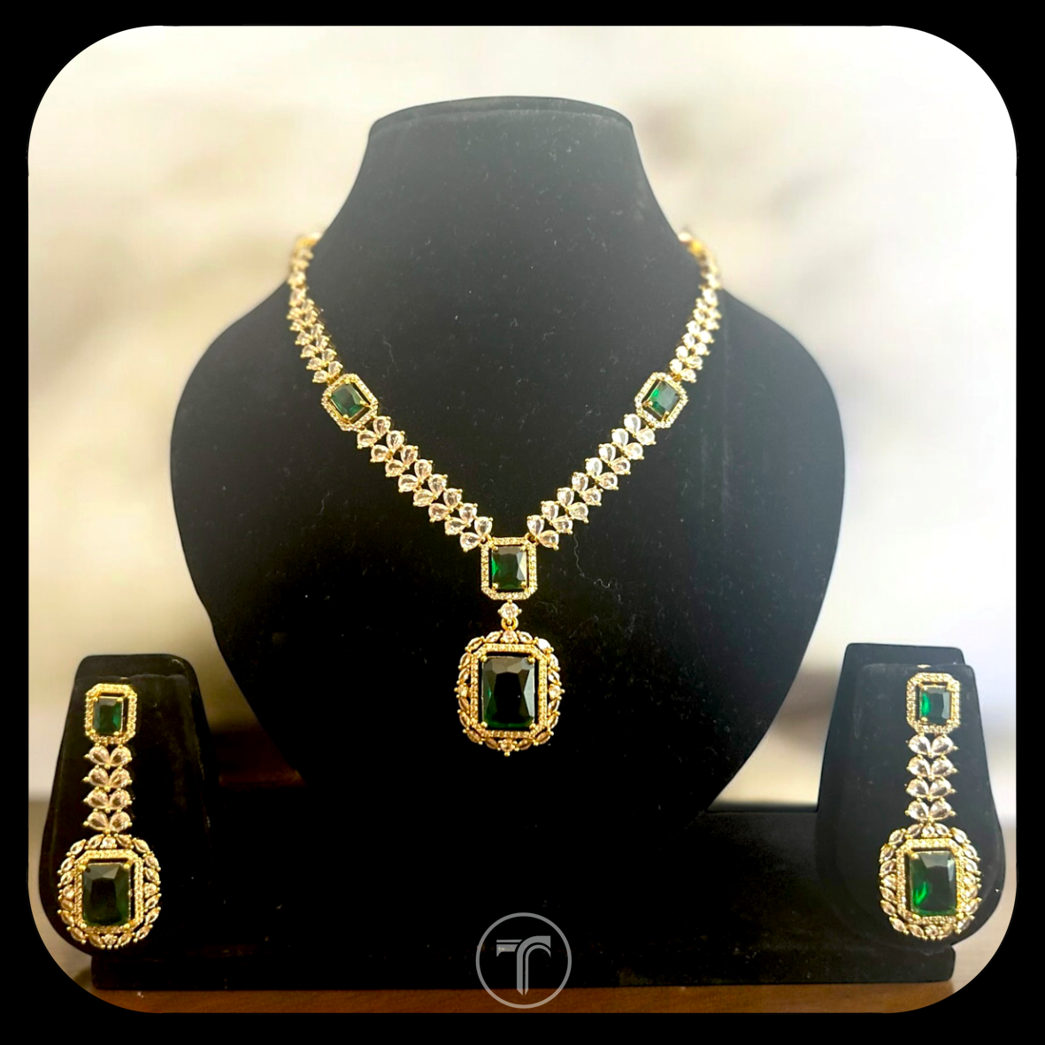 The Sirisha Necklace Set
