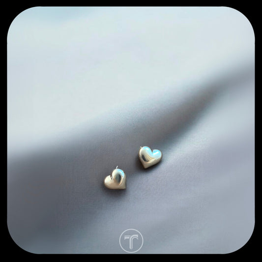 The Silver heart Ear Stud