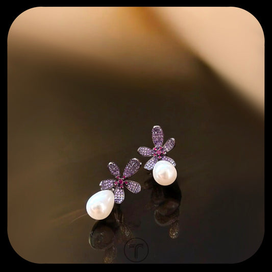 The Siyeni Dangler Earrings