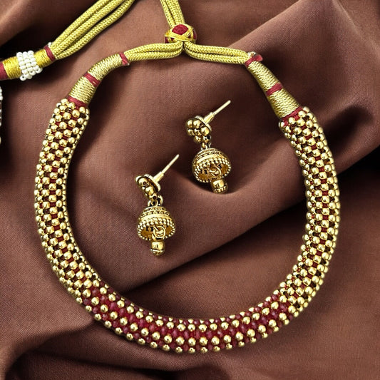 The Revaya Necklace Set