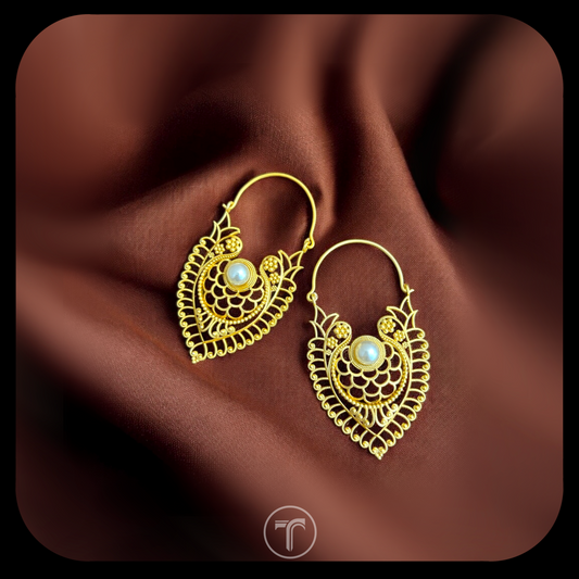 The Soleatte Hook Earrings