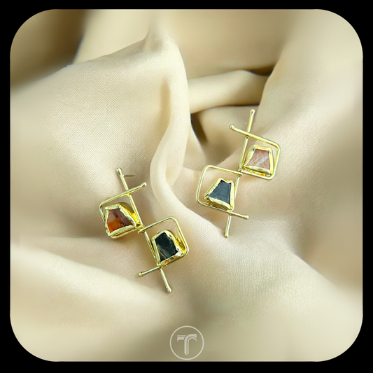 The Shavari Ear Studs