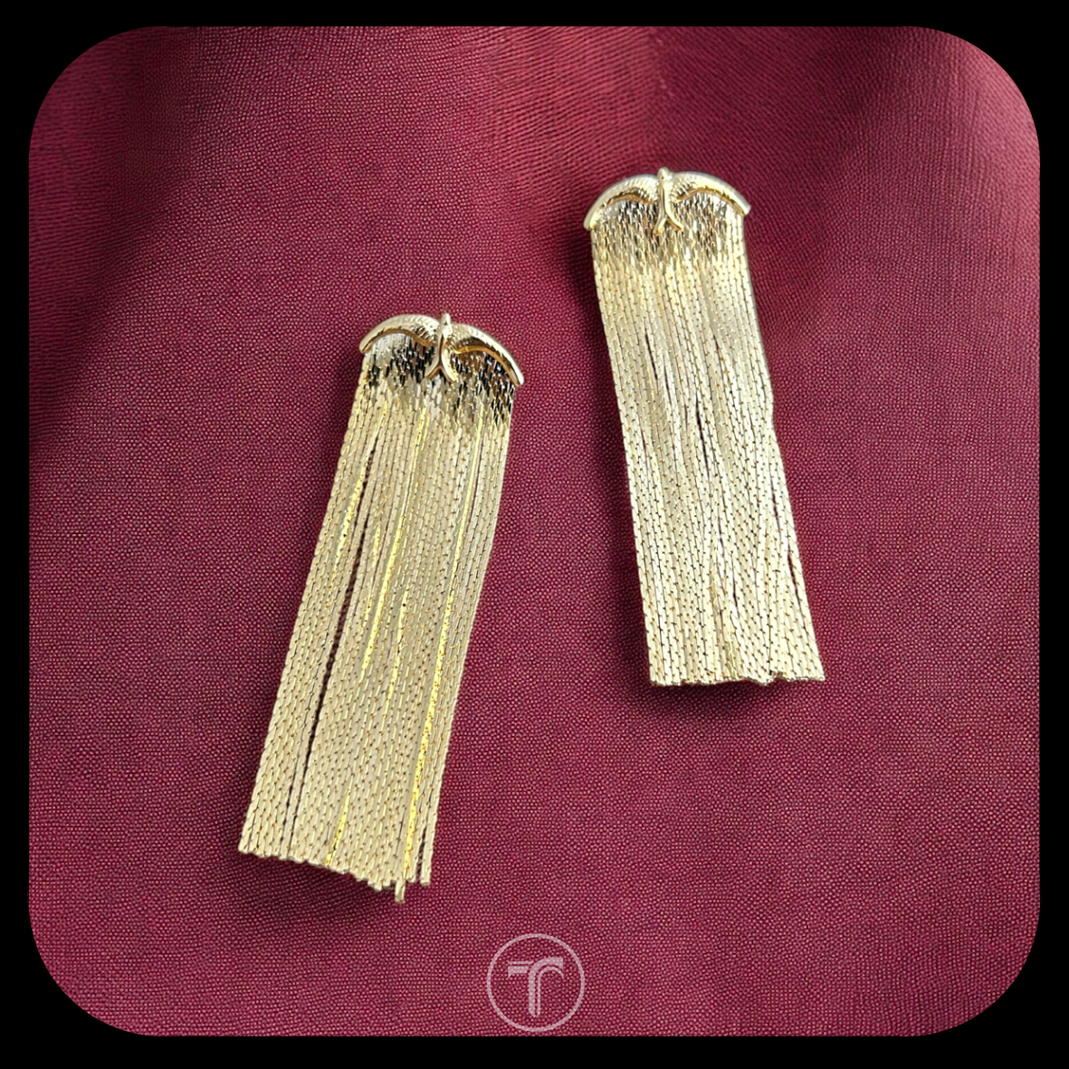 The Trenova Dangler Earrings