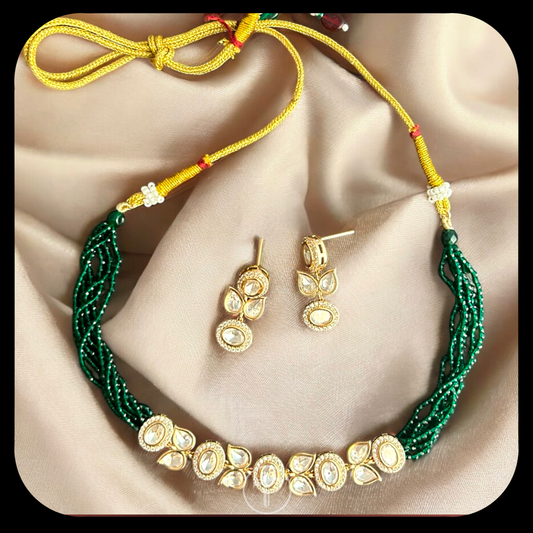 The Neevika Necklace Set