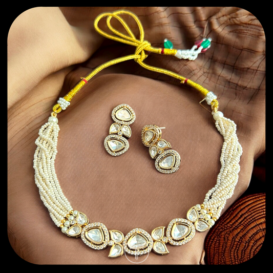 The Kavilya Necklace Set