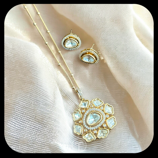 The Serenite Pendant set (w chain)